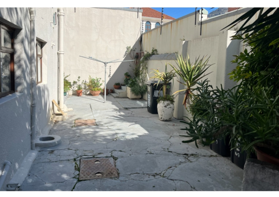 1 Bedroom Property for Sale in Cape Town City Centre Western Cape